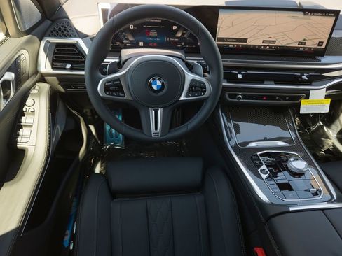 New 2026 BMW X7 M60i AWD/4WD image 14