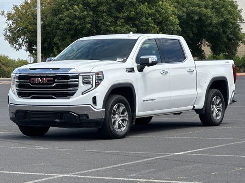 Used 2025 GMC Sierra 1500 SLT AWD/4WD image 8