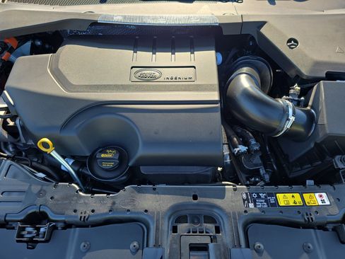 New 2026 Land Rover Range Rover Evoque S AWD/4WD image 30