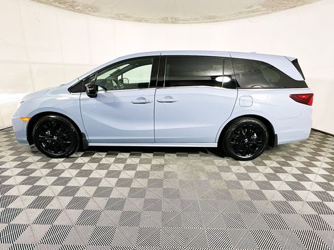 Used 2025 Honda Odyssey Sport-L image 6