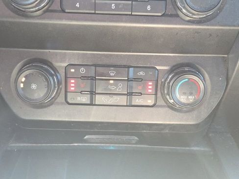 Used 2019 Ford F150 XLT w/ Equipment Group 302A Luxury image 30