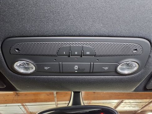 Used 2009 Audi R8 V8 image 12