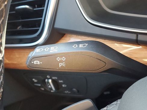 Used 2023 Audi Q5 2.0T Premium Plus image 19