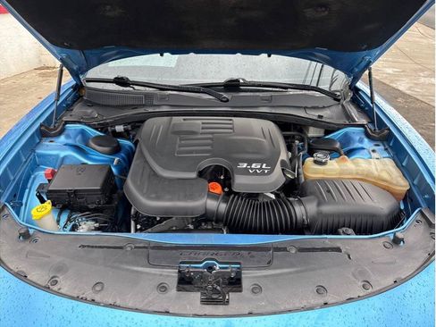 Used 2019 Dodge Charger SXT w/ Blacktop Package RWD image 22