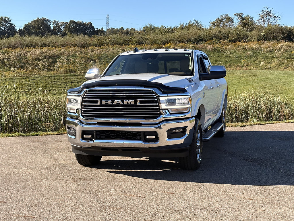 Used 2022 RAM 3500 Laramie AWD/4WD image 1