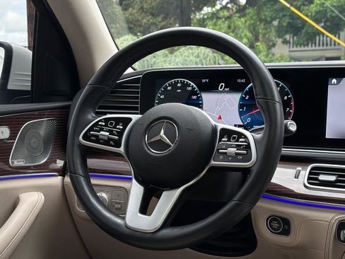 Used 2021 Mercedes-Benz GLE 450 4MATIC w/ AMG Line Exterior image 15