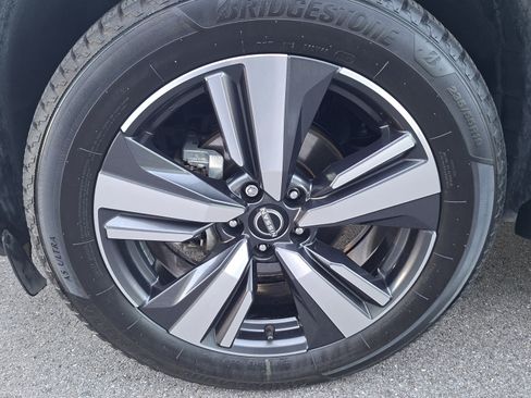 Certified 2023 Nissan Rogue Platinum w/ Platinum Premium Package FWD image 25