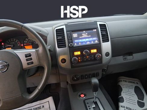 Used 2021 Nissan Frontier SV AWD/4WD image 11