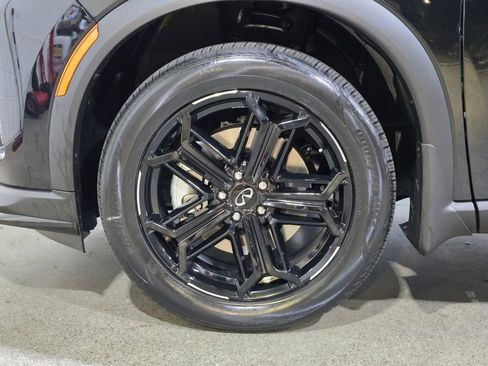 New 2026 INFINITI QX60 Sport image 8