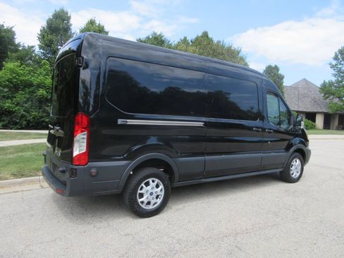 Used 2015 Ford Transit 250 148 Medium Roof RWD image 8