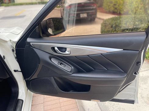 Used 2016 INFINITI Q50 Premium image 10