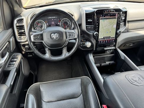 Used 2020 RAM 1500 Laramie AWD/4WD image 19