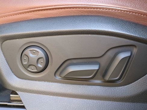 Used 2019 Audi Q7 3.0T Prestige w/ Prestige Package image 19