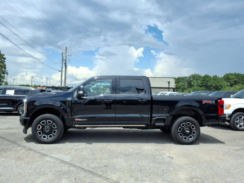 Used 2026 Ford F250 Platinum AWD/4WD image 2