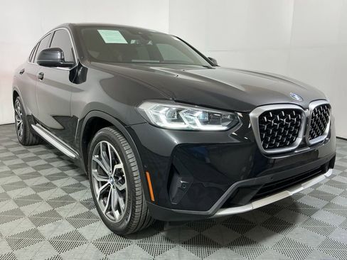 Certified 2022 BMW X4 xDrive30i w/ Premium Package 2 image 4