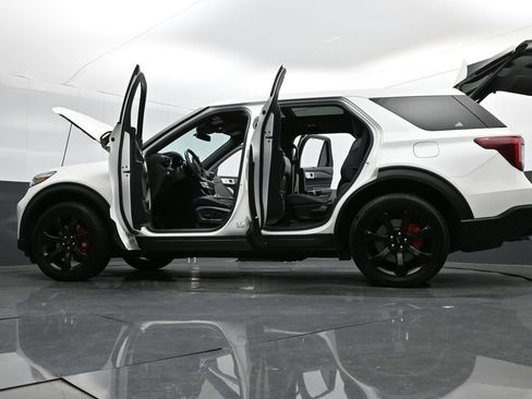 Used 2021 Ford Explorer ST w/ Equipment Group 401A image 38