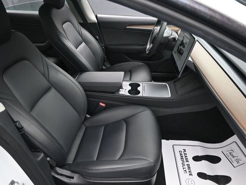 Used 2023 Tesla Model 3 Standard Range RWD image 32