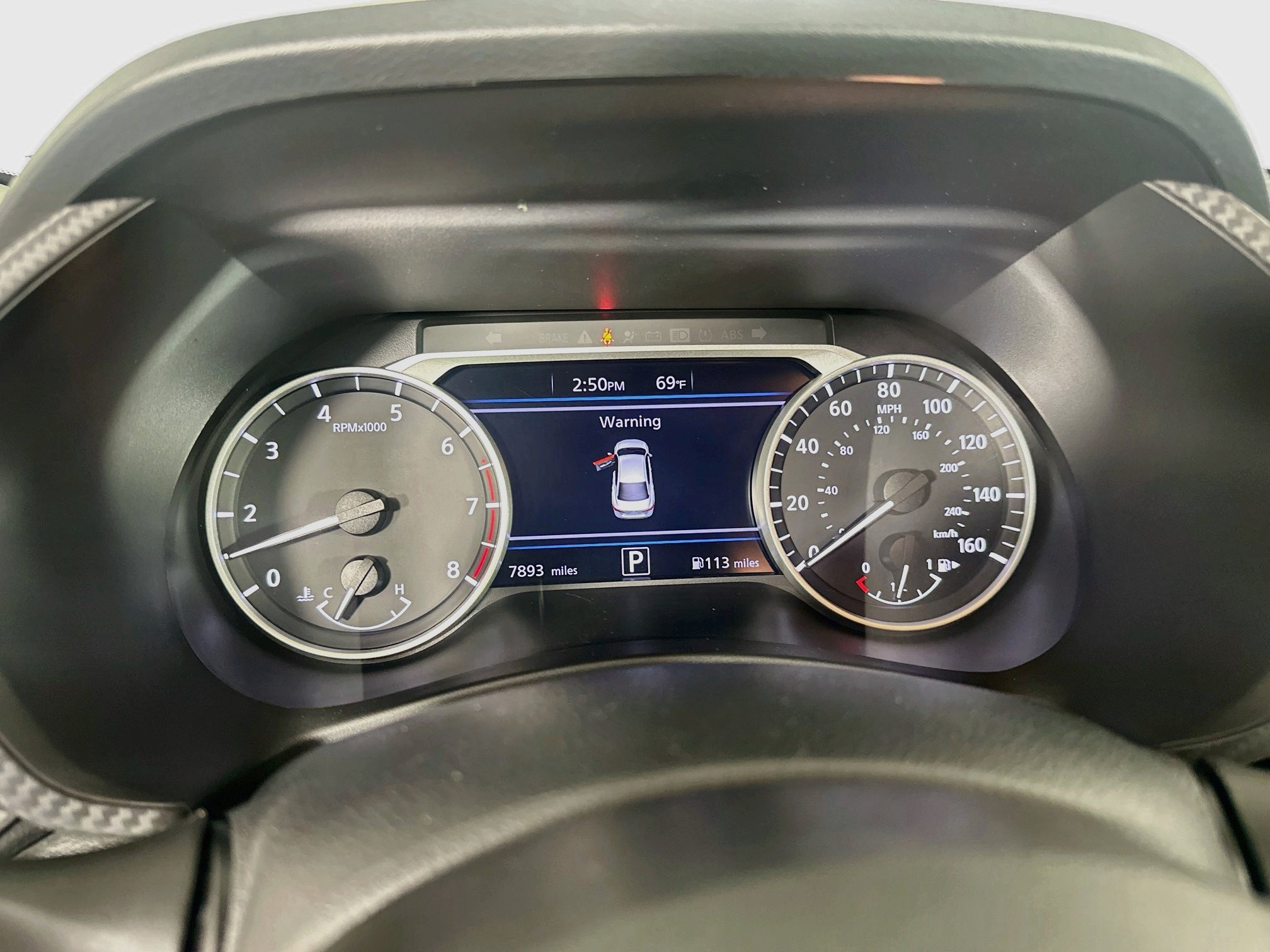 Used 2025 Nissan Sentra SR w/ SR Premium Package FWD image 19
