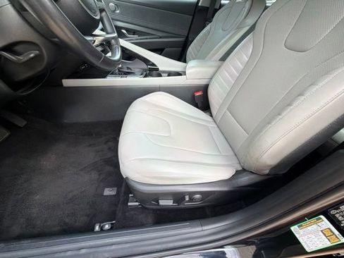 Used 2024 Hyundai Elantra Limited FWD image 21