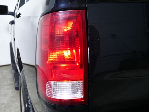 Used 2012 RAM 1500 Sport w/ Sport Premium Group image 17