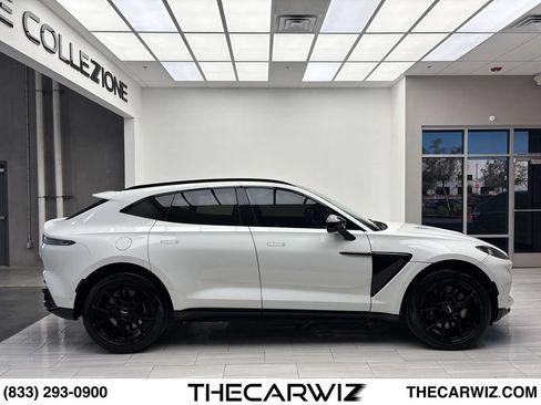 Used 2021 Aston Martin DBX AWD/4WD image 47