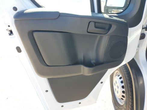 Used 2024 RAM ProMaster 2500 image 8