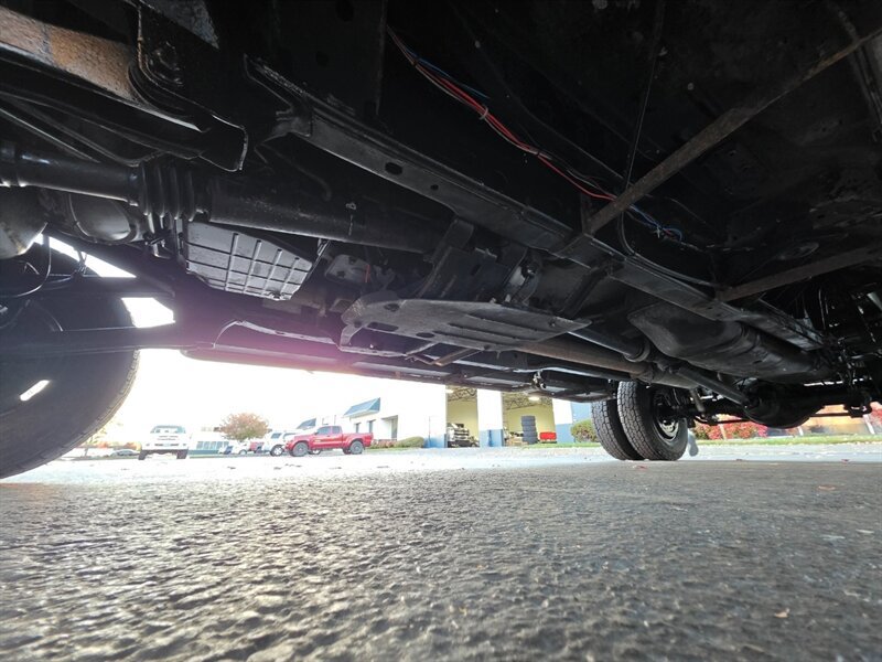 Used 1998 Dodge Ram 3500 Truck 4x4 Quad Cab image 21