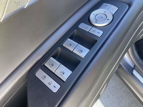 Used 2022 Genesis GV80 3.5T Prestige Signature image 21