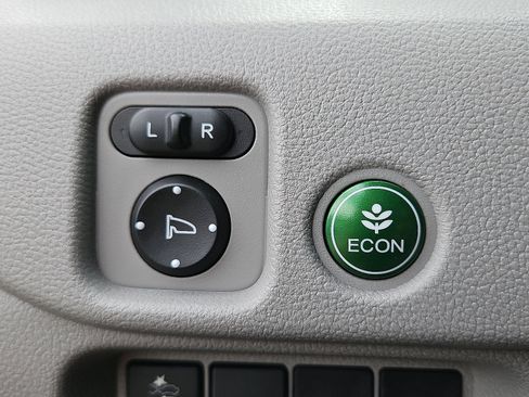 Used 2021 Honda Pilot EX-L image 25