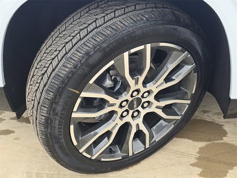 New 2026 GMC Acadia Denali Ultimate image 33