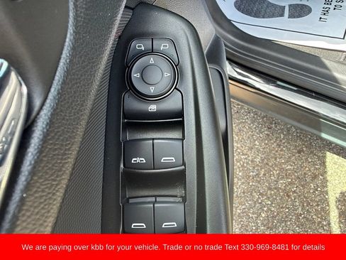 Used 2023 Chevrolet TrailBlazer RS AWD/4WD image 11