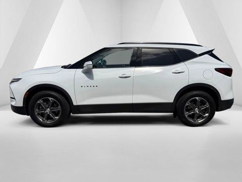 Used 2024 Chevrolet Blazer LT AWD/4WD image 4