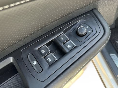 Used 2026 Volkswagen Atlas SE AWD/4WD image 16
