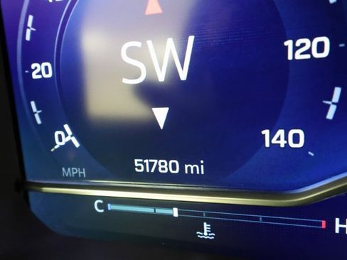 Used 2023 Chevrolet Silverado 1500 LTZ image 14