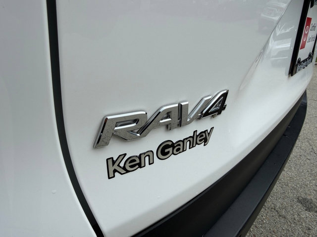 Certified 2024 Toyota RAV4 XLE AWD/4WD image 7