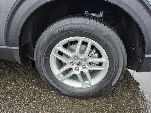 New 2026 Ford Explorer Active image 6