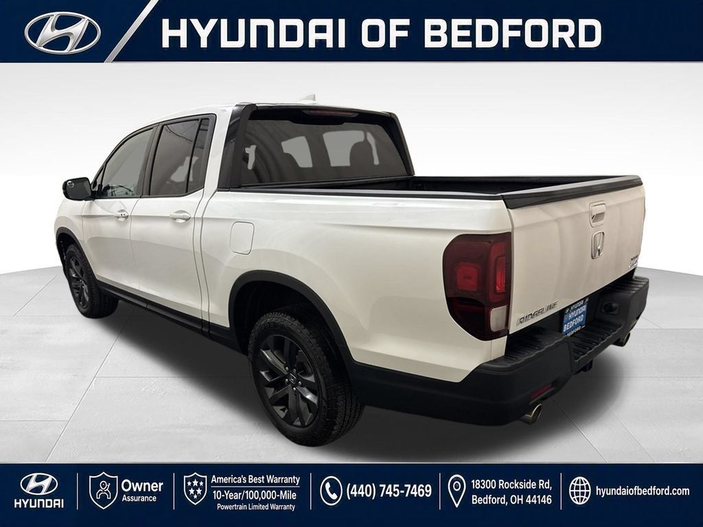 Used 2023 Honda Ridgeline Sport image 9