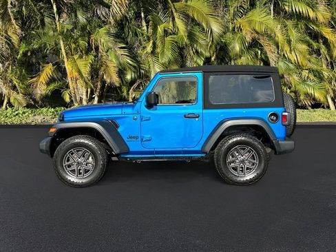 Used 2024 Jeep Wrangler Sport S image 8