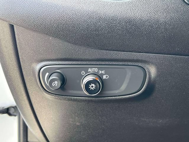 Used 2024 Chevrolet Equinox LT FWD image 21