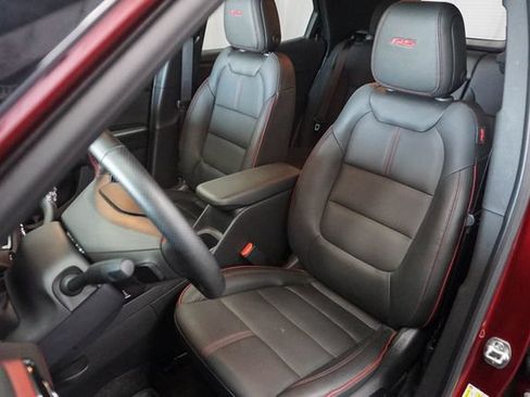 Used 2025 Chevrolet TrailBlazer RS w/ Convenience Package FWD image 12