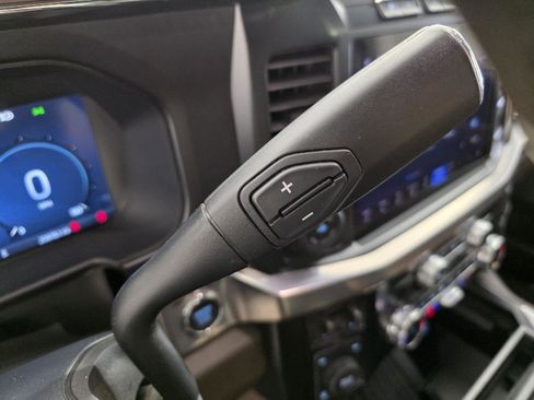 Used 2024 Ford F350 King Ranch w/ FX4 Off-Road Package image 31