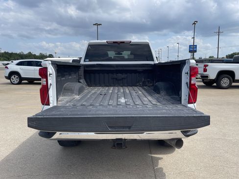 Used 2023 Chevrolet Silverado 2500 LTZ w/ Gooseneck/5TH Wheel Package AWD/4WD image 14