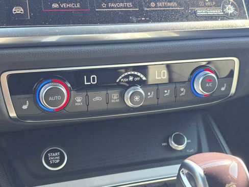 New 2025 Audi Q3 2.0T Premium image 29