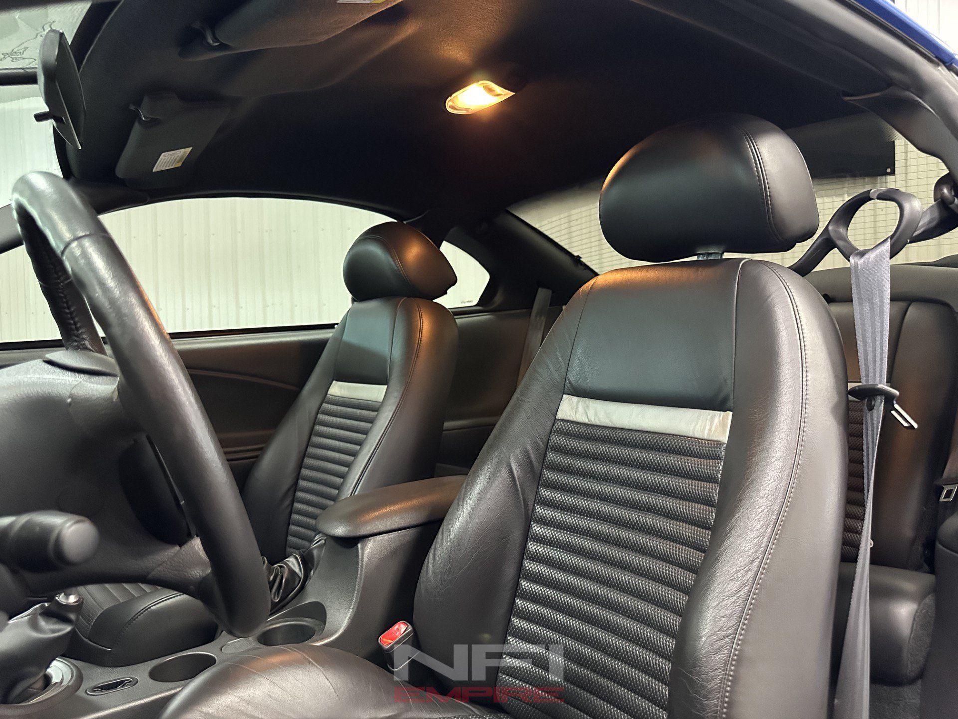 Used 2004 Ford Mustang Mach 1 RWD image 28