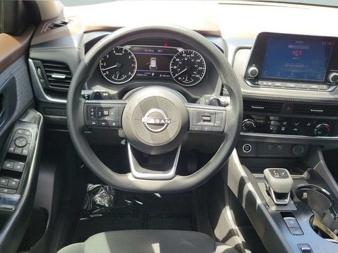 Used 2023 Nissan Rogue S FWD image 14