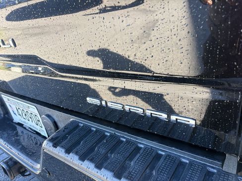 Used 2019 GMC Sierra 1500 Denali w/ Denali Ultimate Package image 9