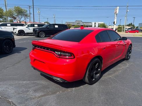 Used 2020 Dodge Charger SXT w/ Plus Group RWD image 6