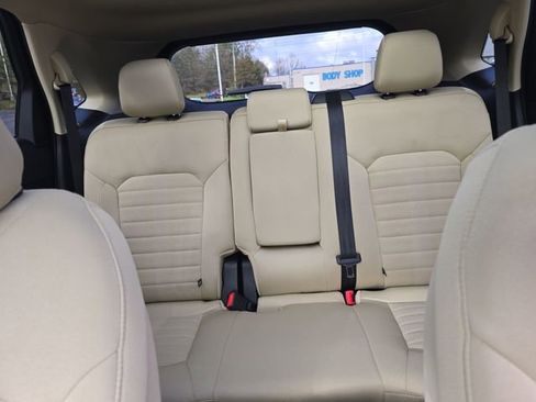 Used 2021 Ford Edge SEL w/ Convenience Package image 18