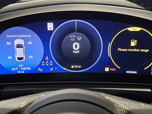 New 2025 Porsche Macan Electric image 28