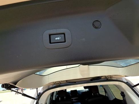 Used 2024 INFINITI QX80 Premium Select w/ Cargo Package image 21